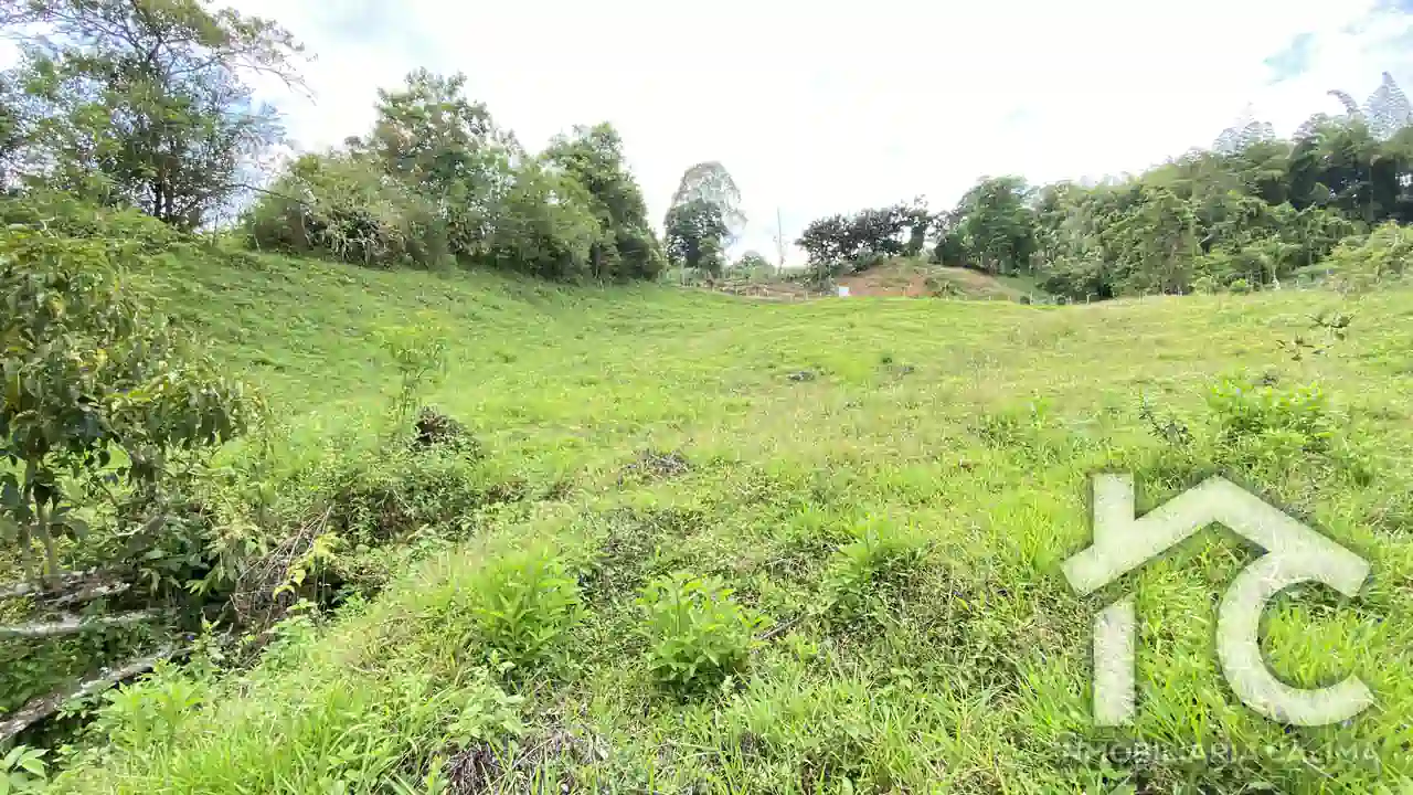 Lote Heidi 01 Jiguales 3800 metros